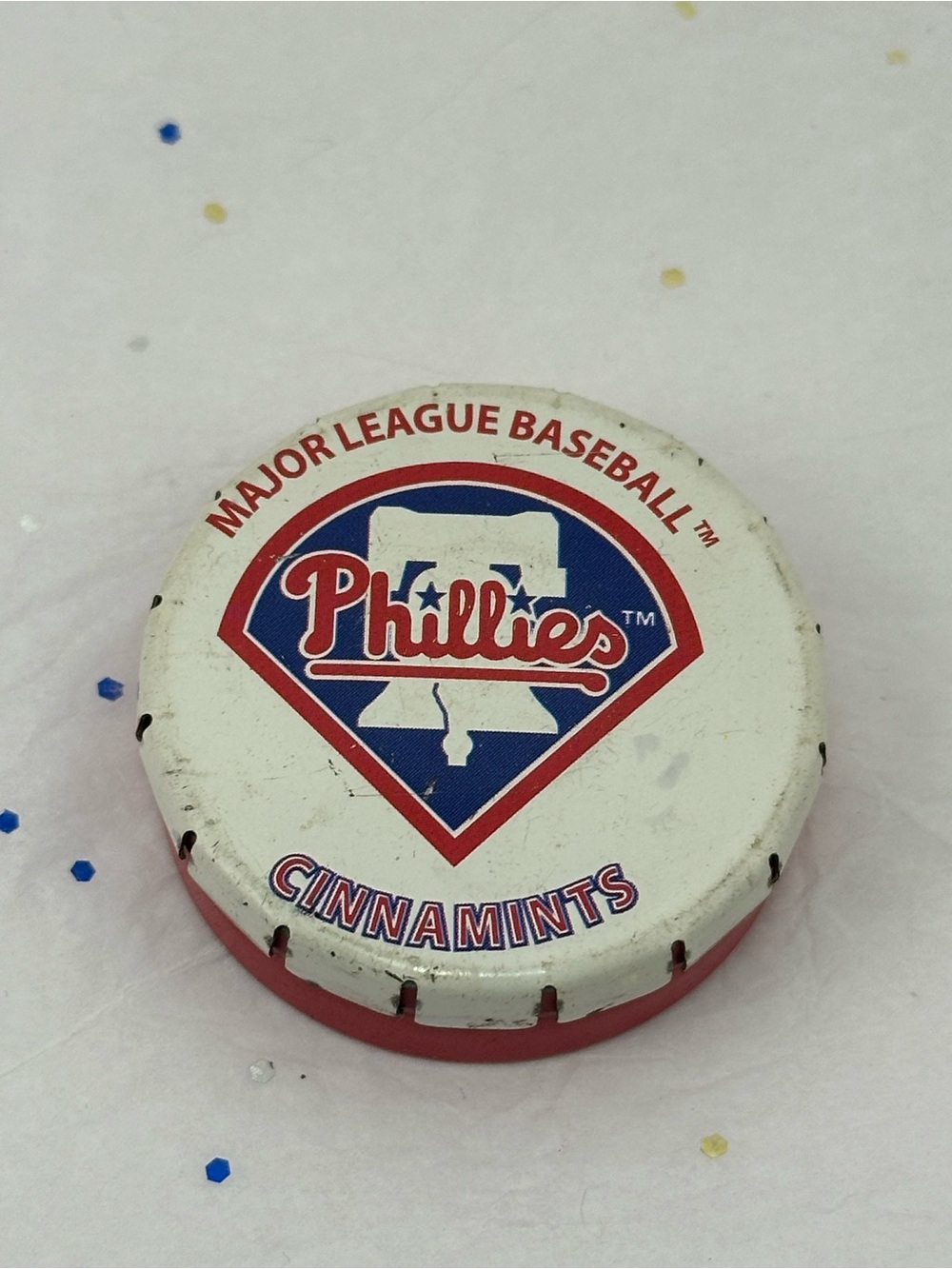 Vintage late 80s- Early 90s Philadelphia Phillies Cinnamints Tin